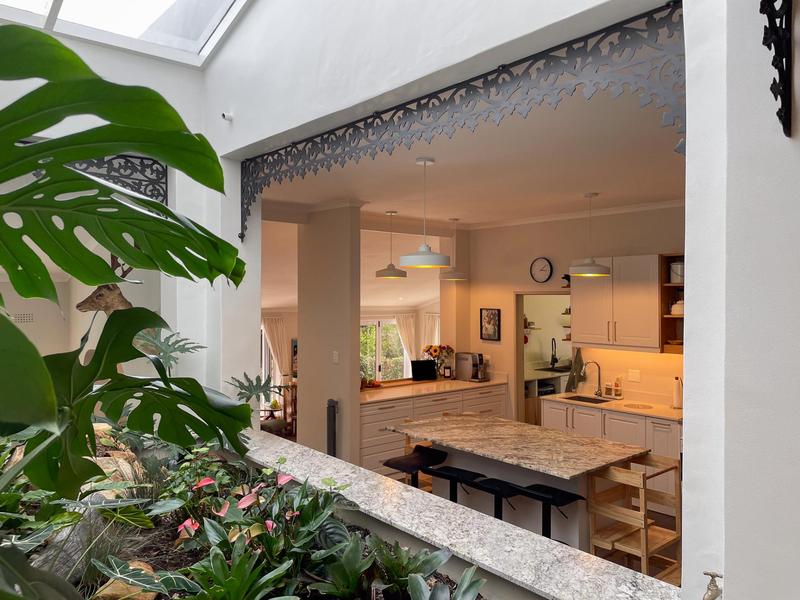 4 Bedroom Property for Sale in Hout Bay Western Cape